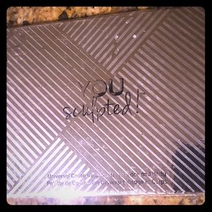 IT COSMETICS YOU SCULPTED CON/HIGHLIGHT PALETTE